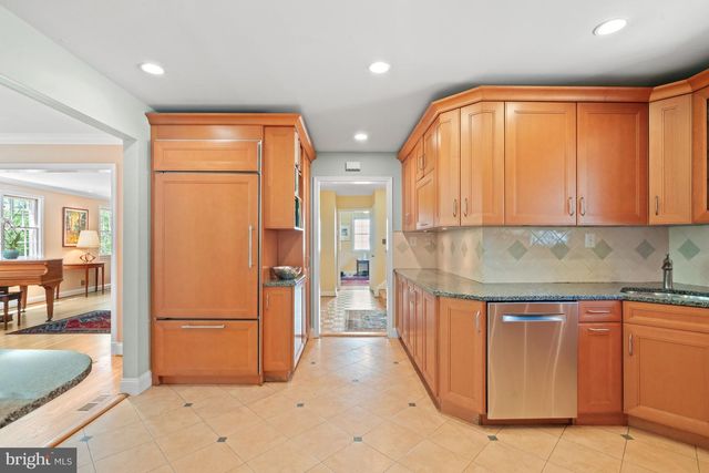 8224 KERRY CT, Chevy Chase, MD 20815