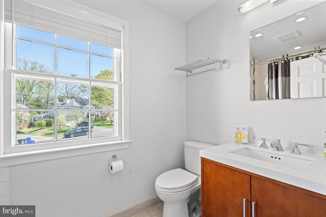 8224 KERRY CT, Chevy Chase, MD 20815