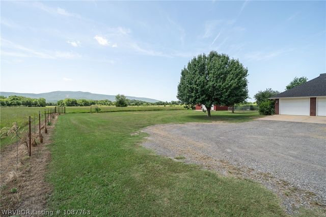 27071 Hayes Lane, Shady Point, OK 74956