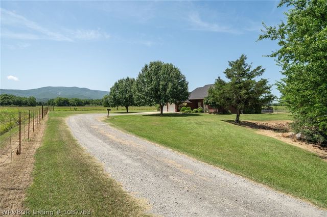 27071 Hayes Lane, Shady Point, OK 74956