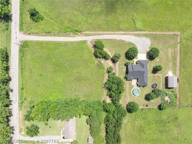 27071 Hayes Lane, Shady Point, OK 74956