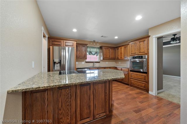 27071 Hayes Lane, Shady Point, OK 74956