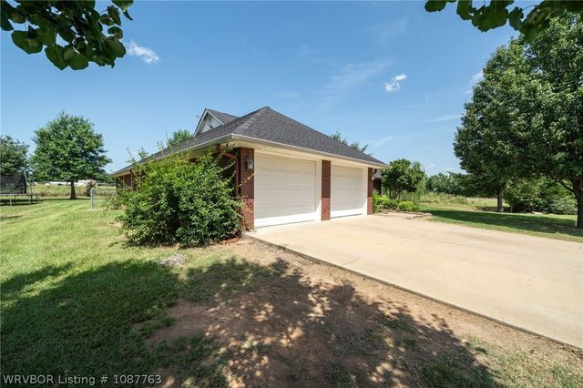 27071 Hayes Lane, Shady Point, OK 74956