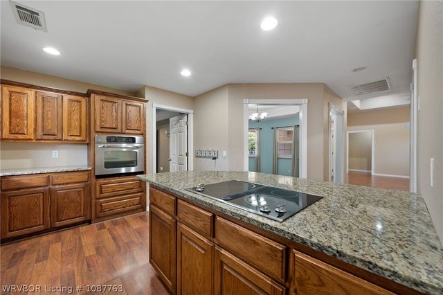 27071 Hayes Lane, Shady Point, OK 74956