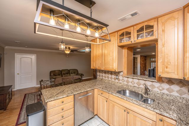 106 Blake Drive, Summerville, SC 29485