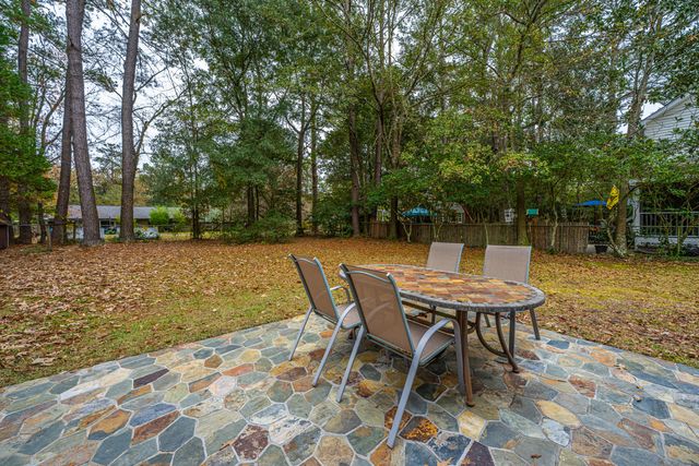 106 Blake Drive, Summerville, SC 29485