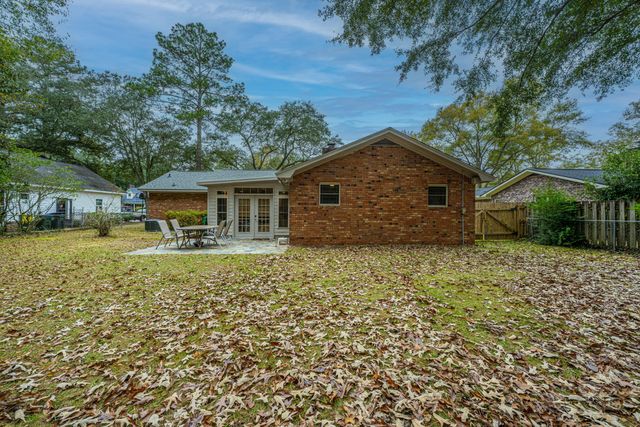 106 Blake Drive, Summerville, SC 29485