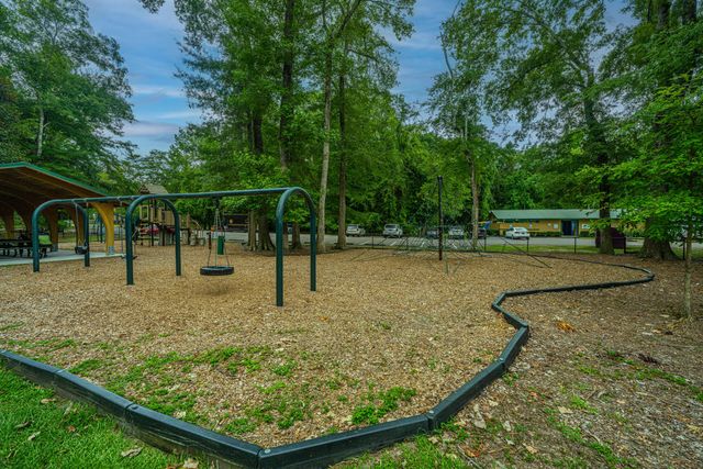 106 Blake Drive, Summerville, SC 29485