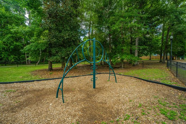 106 Blake Drive, Summerville, SC 29485