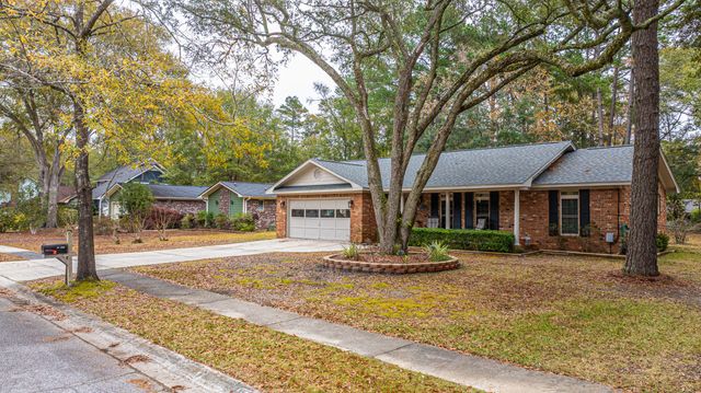 106 Blake Drive, Summerville, SC 29485