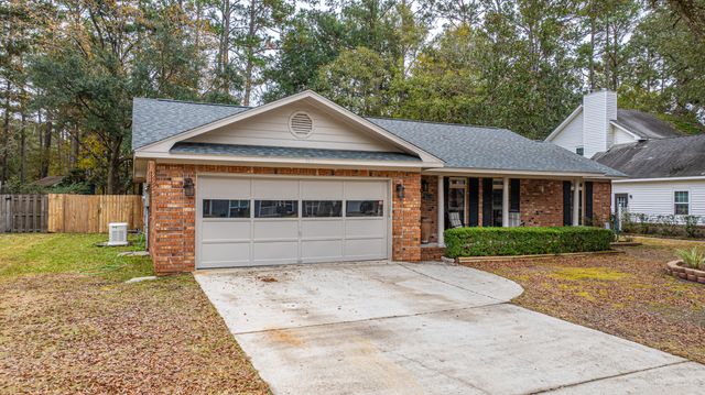 106 Blake Drive, Summerville, SC 29485