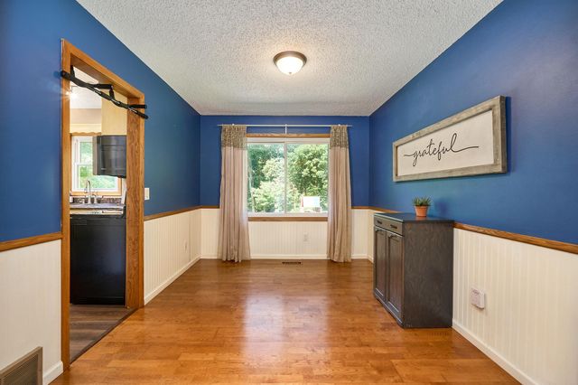 17160 Sunrise Avenue SW, Prior Lake, MN 55372