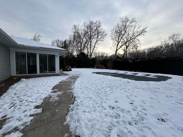 58 Shady Side Dr, Longmeadow, MA 01106