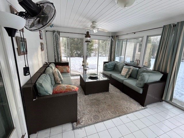 58 Shady Side Dr, Longmeadow, MA 01106