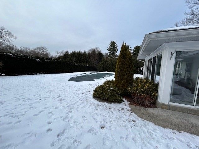 58 Shady Side Dr, Longmeadow, MA 01106