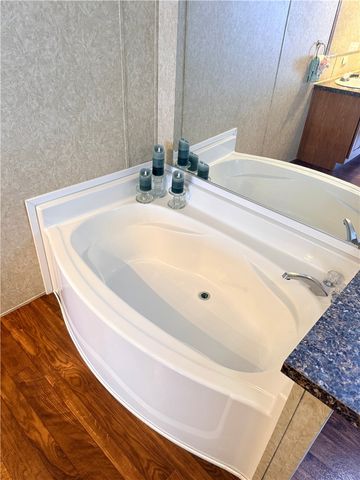 212 Rustic Ridge Ln, Summit Twp, PA 16002