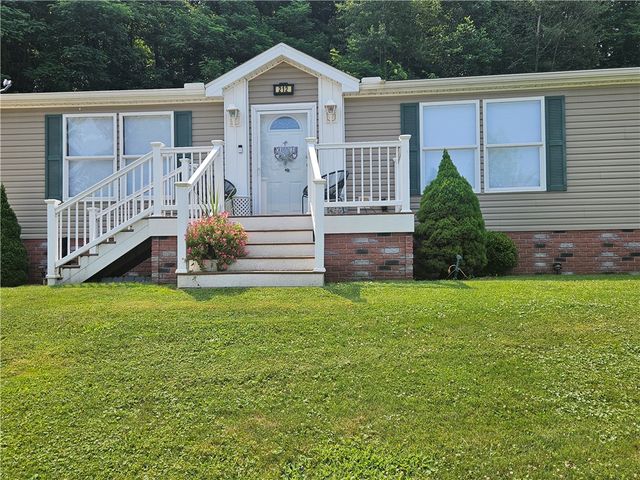 212 Rustic Ridge Ln, Summit Twp, PA 16002