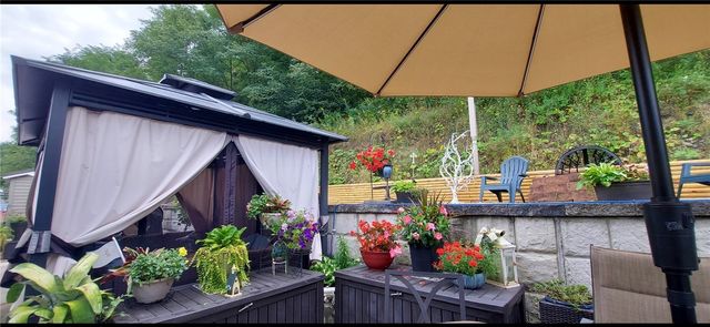 212 Rustic Ridge Ln, Summit Twp, PA 16002