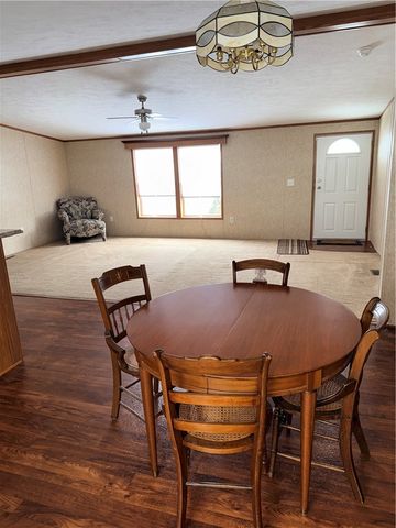 212 Rustic Ridge Ln, Summit Twp, PA 16002