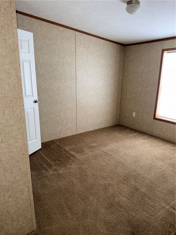 212 Rustic Ridge Ln, Summit Twp, PA 16002