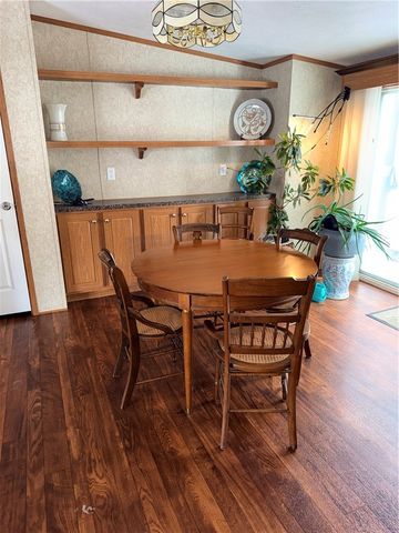 212 Rustic Ridge Ln, Summit Twp, PA 16002