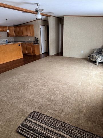 212 Rustic Ridge Ln, Summit Twp, PA 16002