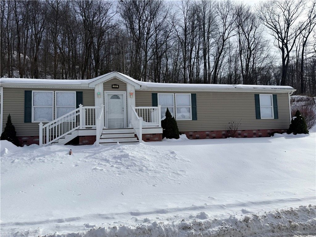 212 Rustic Ridge Ln, Summit Twp, PA 16002