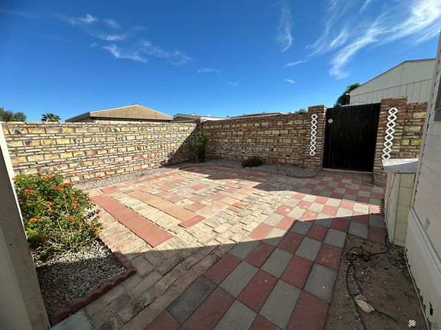 12606 E 45 St, Yuma, AZ 85367