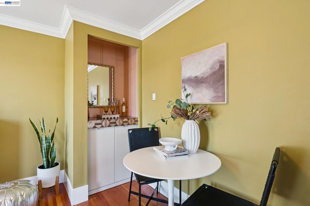 5335 El Camile Ave, Oakland, CA 94619