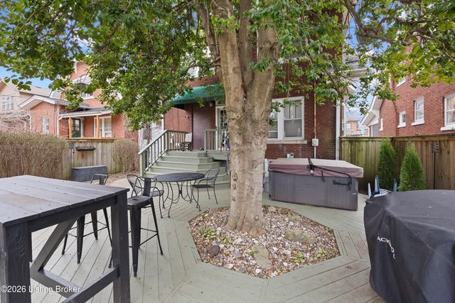 1875 Rutherford Ave, Louisville, KY 40205