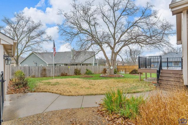 2405 SE Saturn DR, Topeka, KS 66605