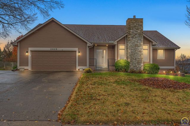 2405 SE Saturn DR, Topeka, KS 66605