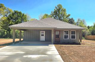212 Boxtel St., Petal, MS 39465