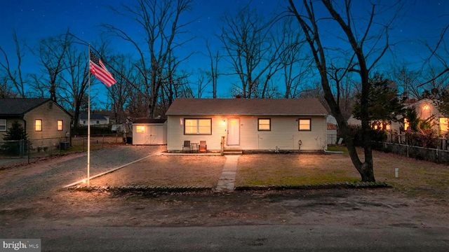 105 DELWYN LN, Williamstown, NJ 08094