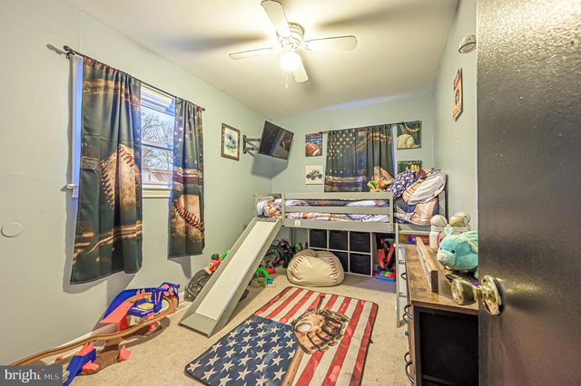 105 DELWYN LN, Williamstown, NJ 08094