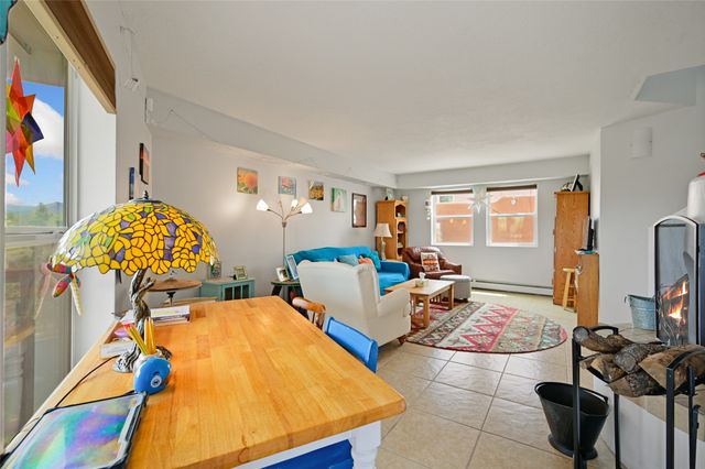 2359 Camino Pintores, Santa Fe, NM 87505
