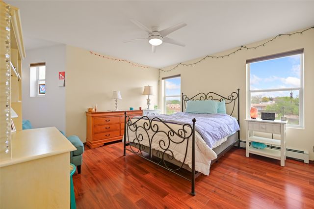 2359 Camino Pintores, Santa Fe, NM 87505