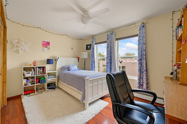 2359 Camino Pintores, Santa Fe, NM 87505