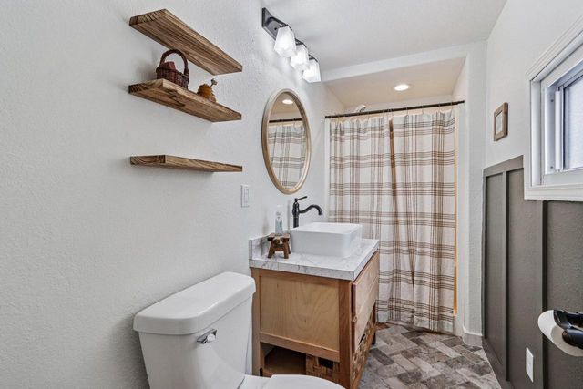 50 E State STREET, Hartford, WI 53027