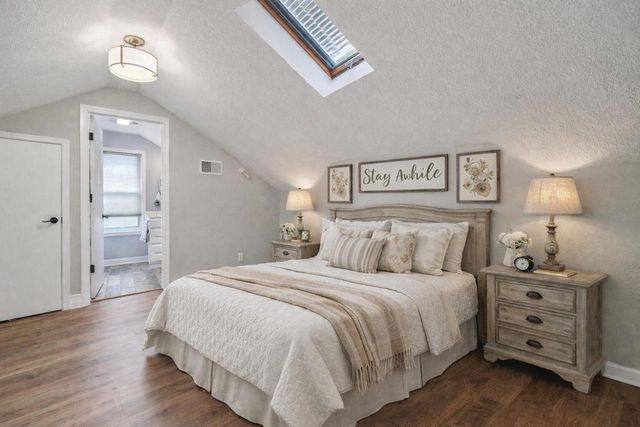 50 E State STREET, Hartford, WI 53027