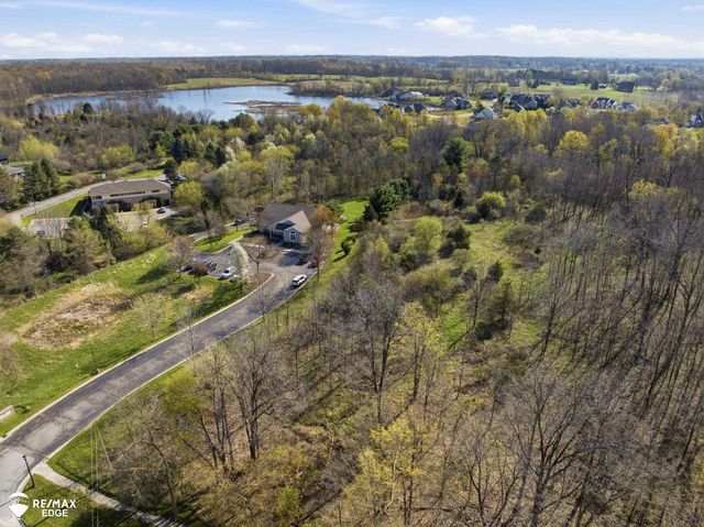 7499 S State Road, Goodrich, MI 48438
