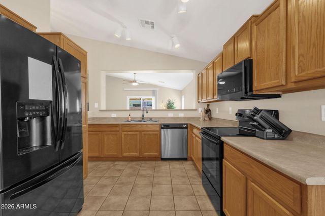 2449 E OLIVINE Road, San Tan Valley, AZ 85143