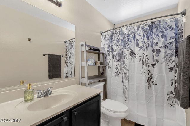 2449 E OLIVINE Road, San Tan Valley, AZ 85143