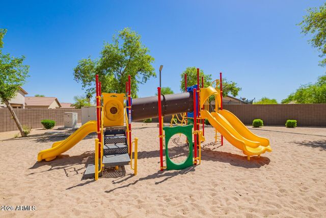 2449 E OLIVINE Road, San Tan Valley, AZ 85143