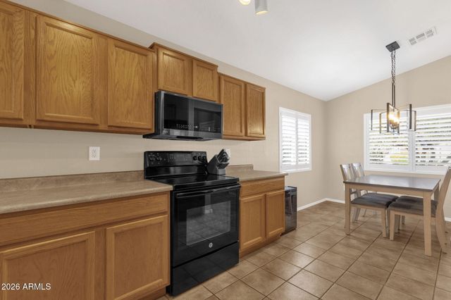 2449 E OLIVINE Road, San Tan Valley, AZ 85143