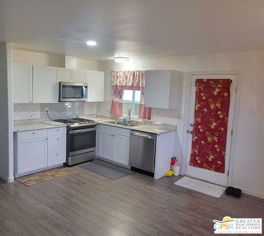 69652 Parkside Drive, Desert Hot Springs, CA 92241