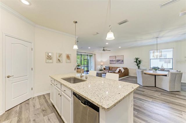 10015 MARBELLA DRIVE, Bradenton, FL 34211
