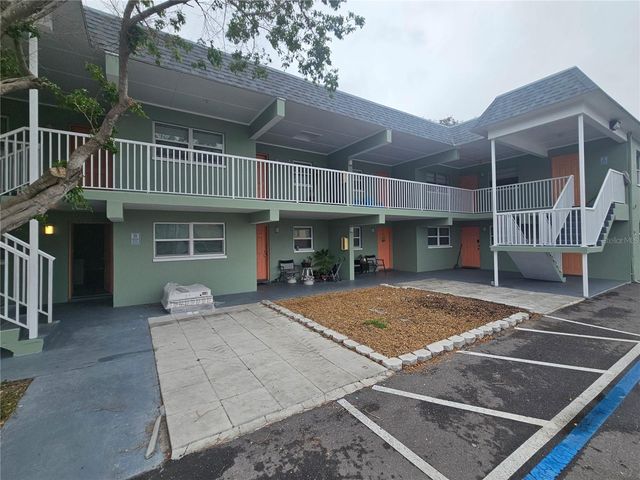 2045 ALPINE ROAD 3, Clearwater, FL 33755