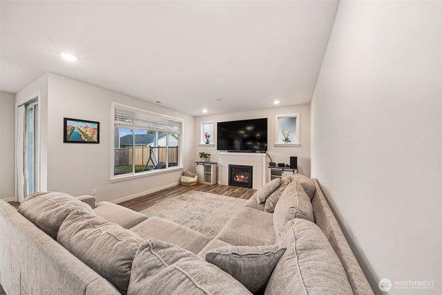 13225 Pines Lane E, Puyallup, WA 98374