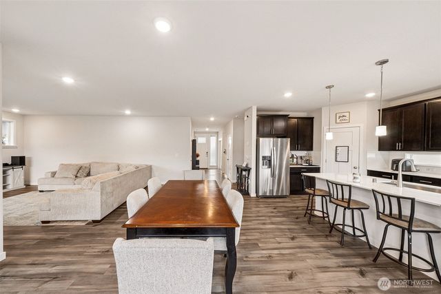 13225 Pines Lane E, Puyallup, WA 98374